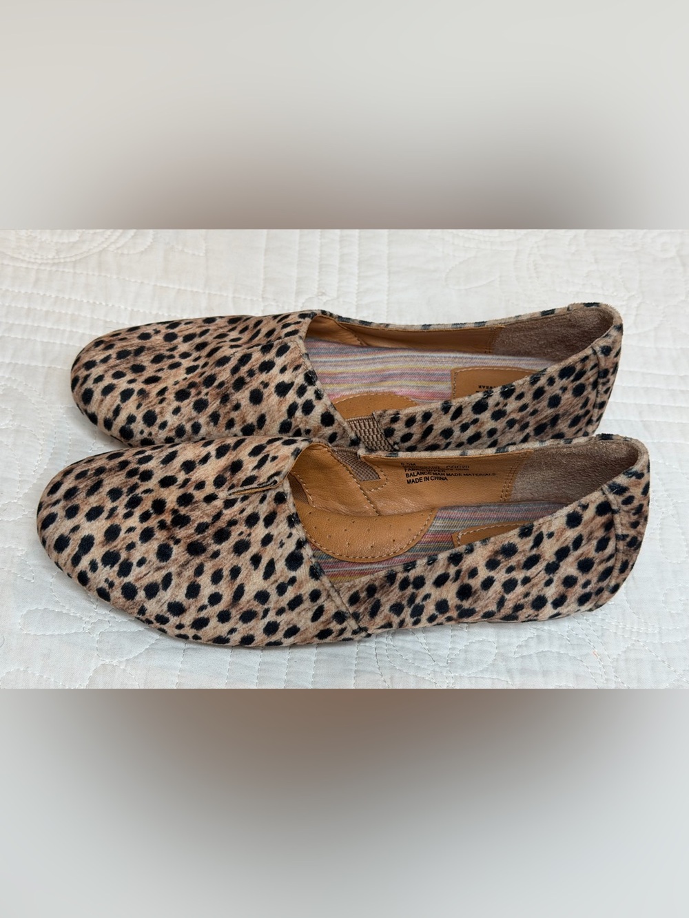 BORN Sebra Women's Slip-on Flats Shoes Size 6.5M Black Natural Leopard Comfort
